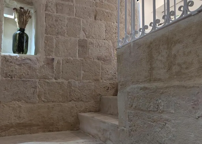 35, Valletta Boutique Escape